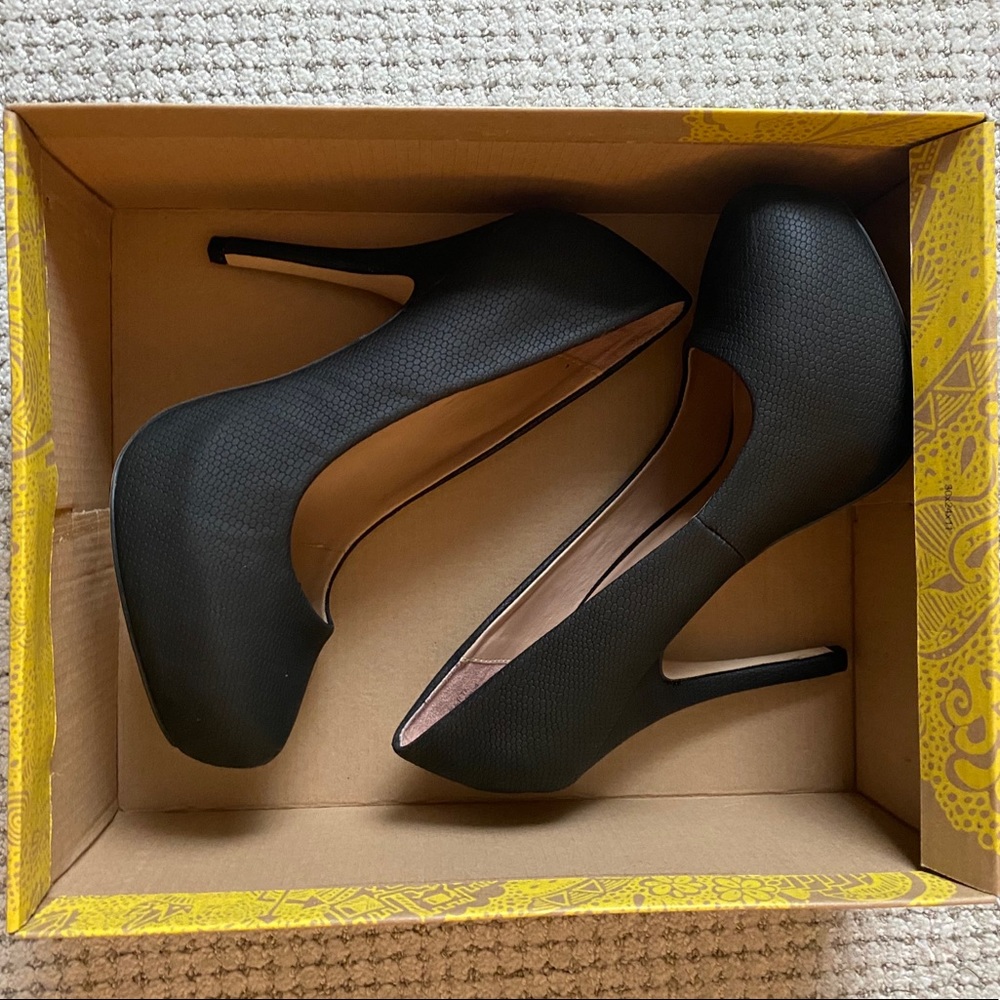 Black Heels